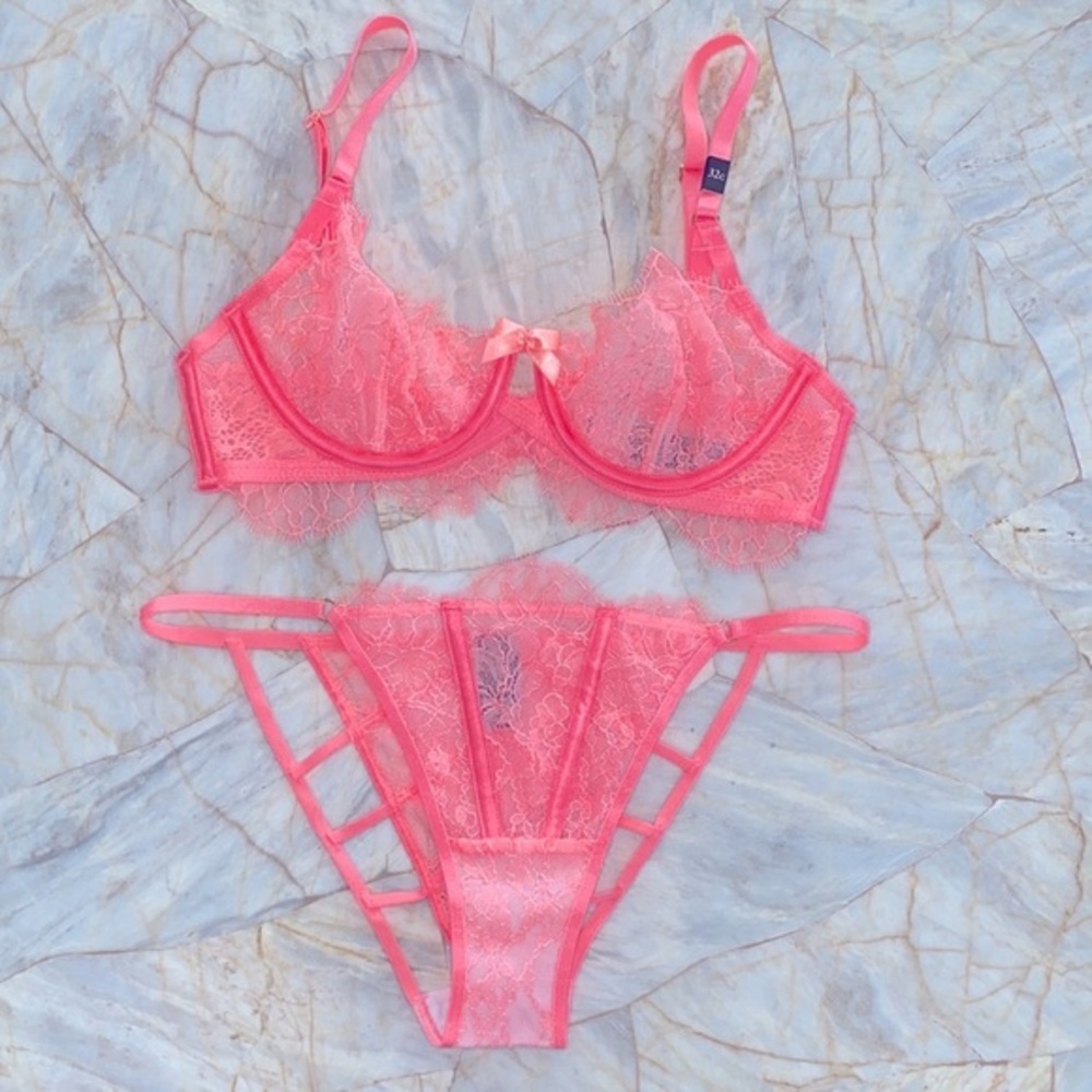 2 Pc Matching Set 32C‎  Orange Lace Bra XS  Panty